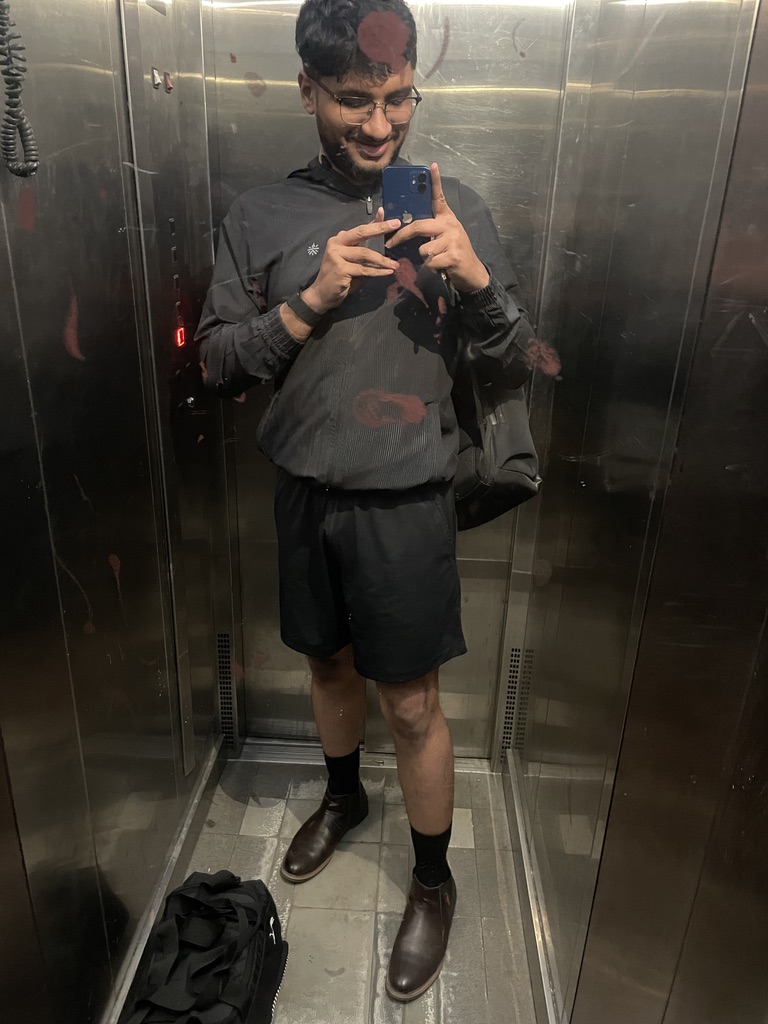 elevator selfie